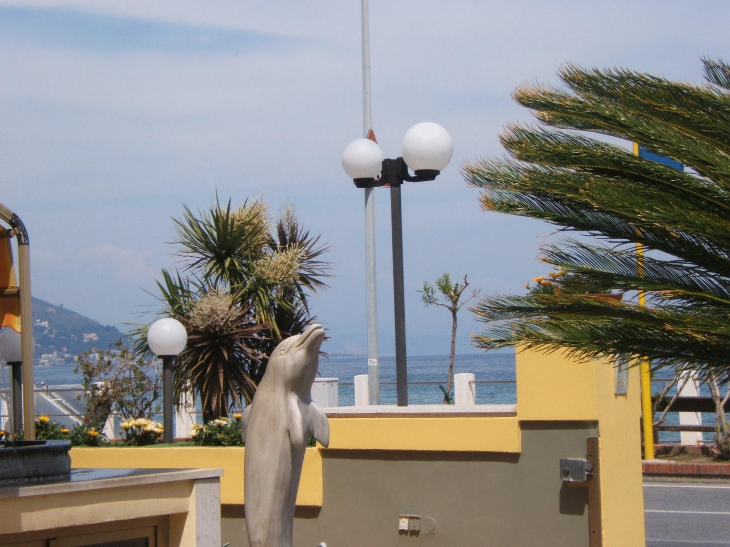 Hotel Delfino Laigueglia Eksteriør billede